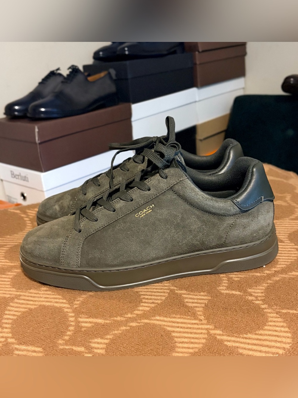 *pre-loved* COACH High Line Suede Sneaker